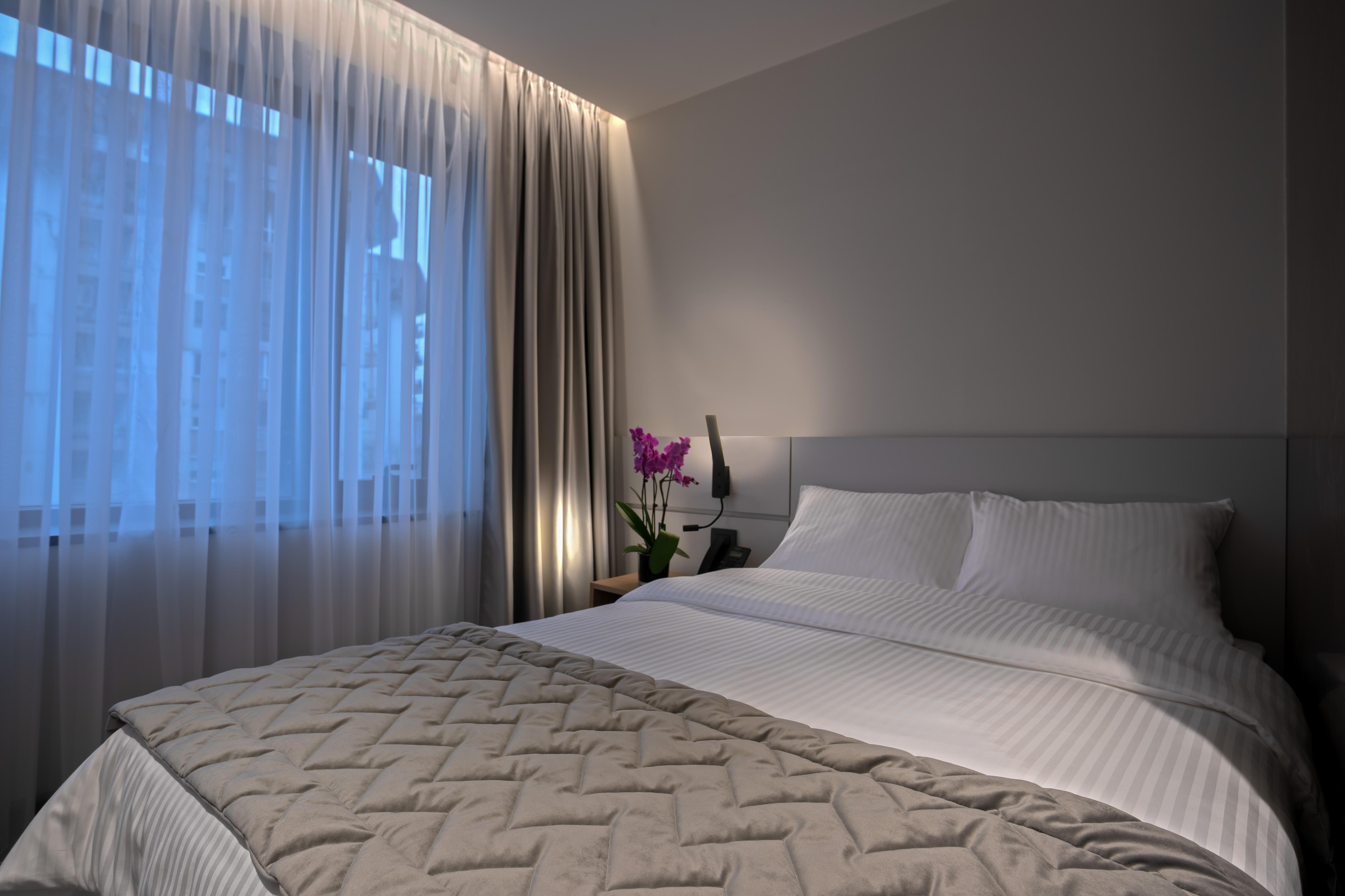 Hotel Mona Plaza Belgrado Esterno foto